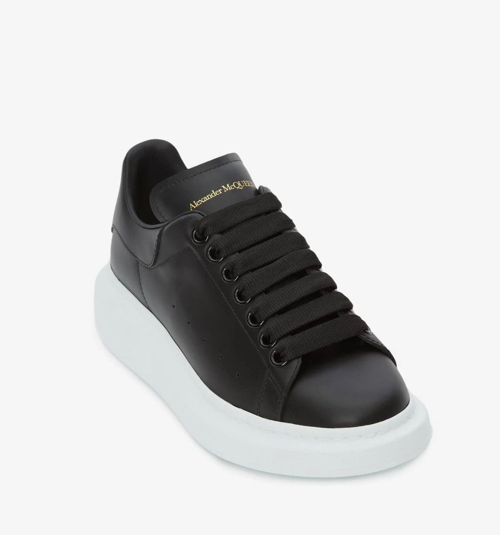 ALEXANDER MCQUEEN NERA CON SUOLA BIANCA