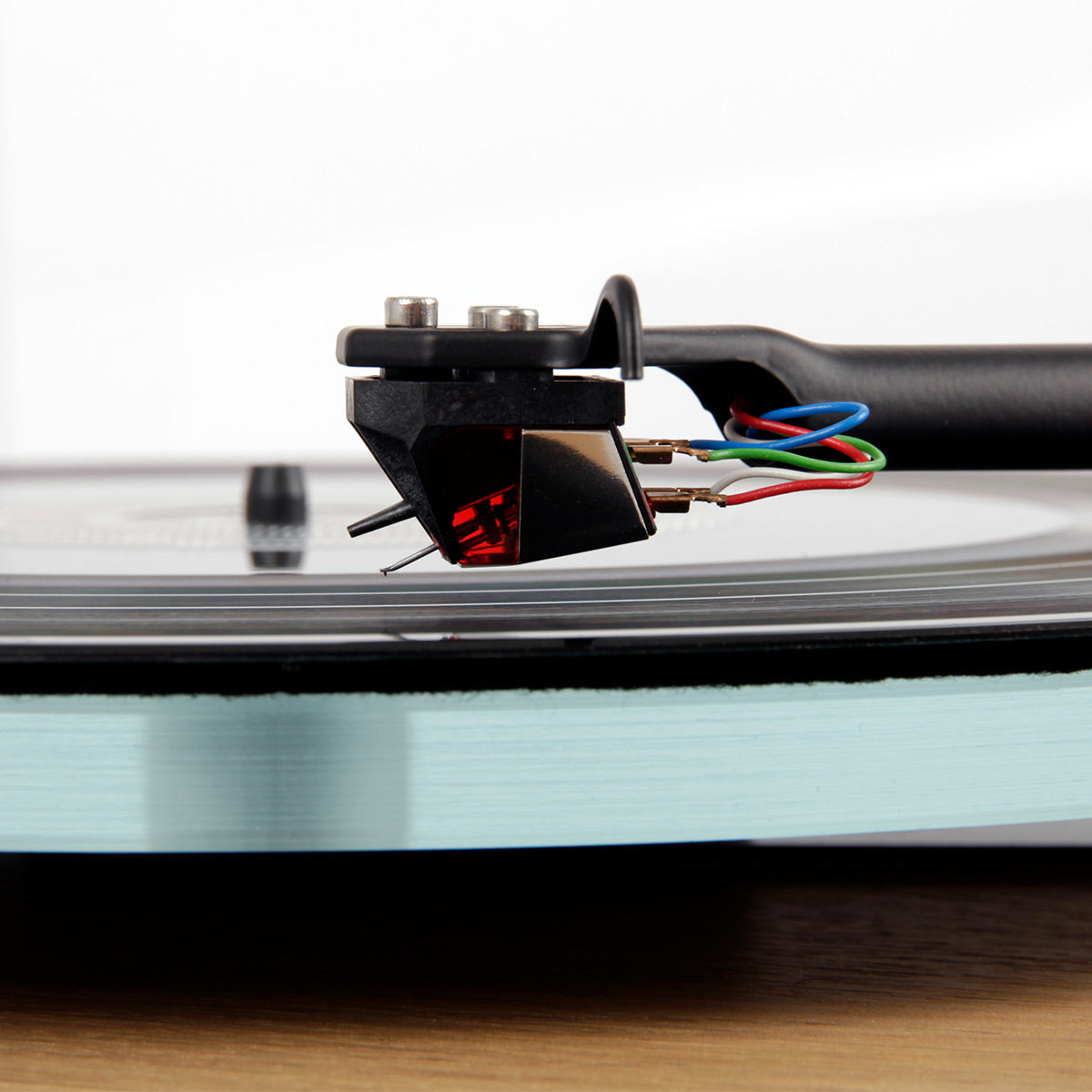 RegaPlanar 3 Turntable with Nd3 MM Phono Cartridge (Oak)