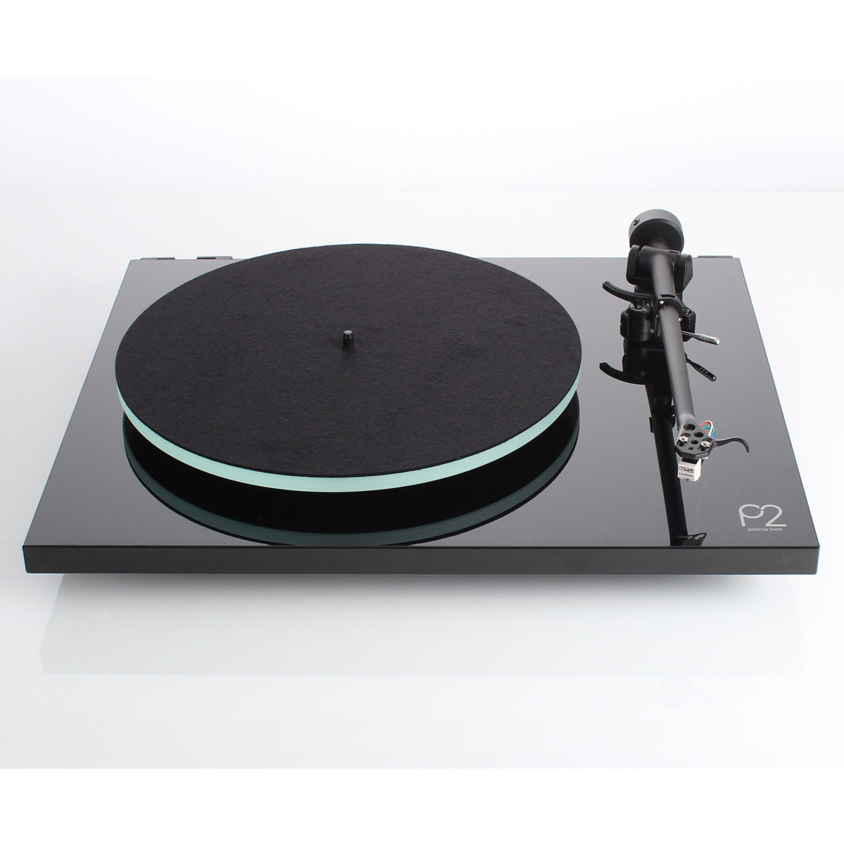 RegaPlanar 2 Turntable with Premounted Carbon MM Cartridge (Gloss Black)