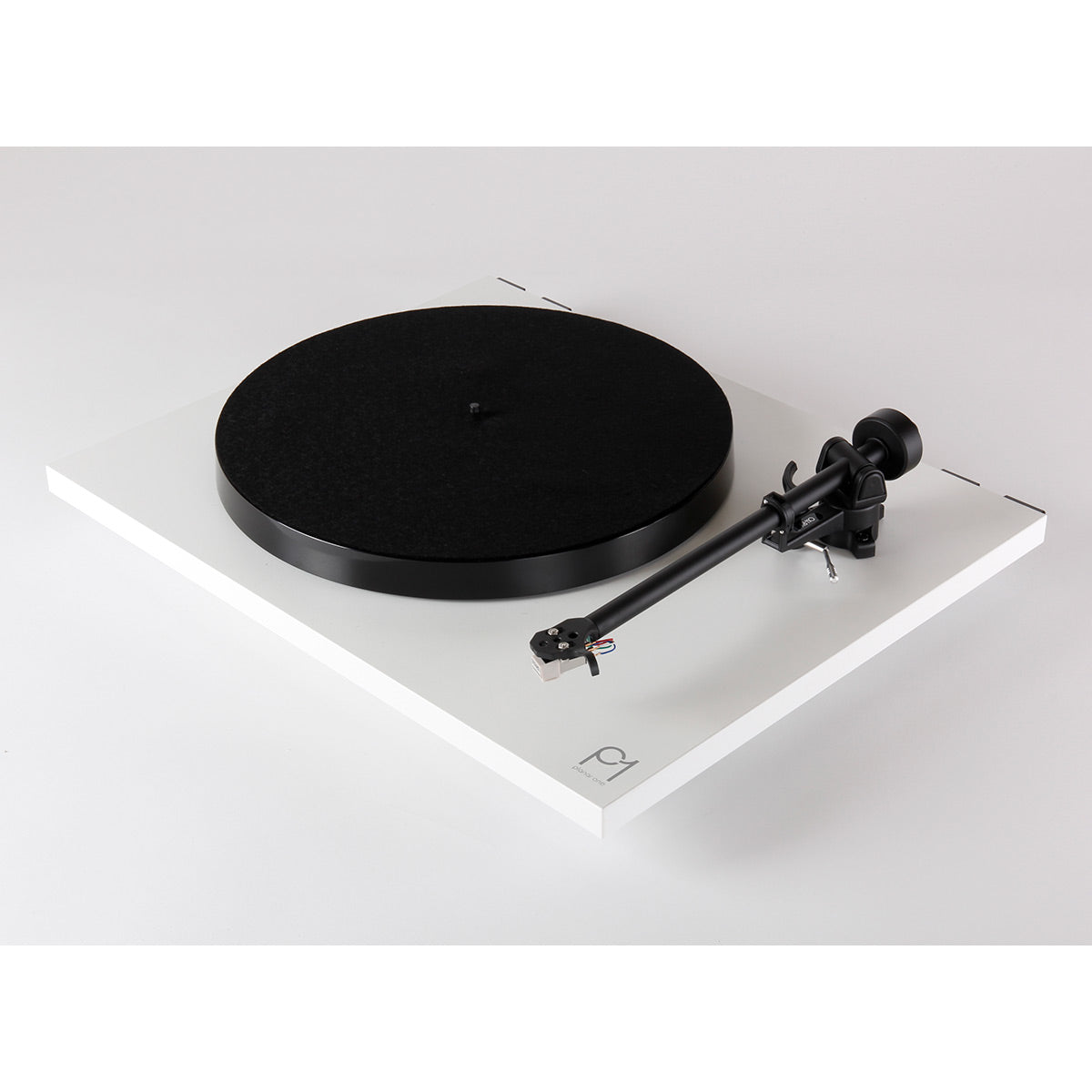 RegaPlanar 1 Turntable with Premounted Carbon MM Cartridge (Matte White)