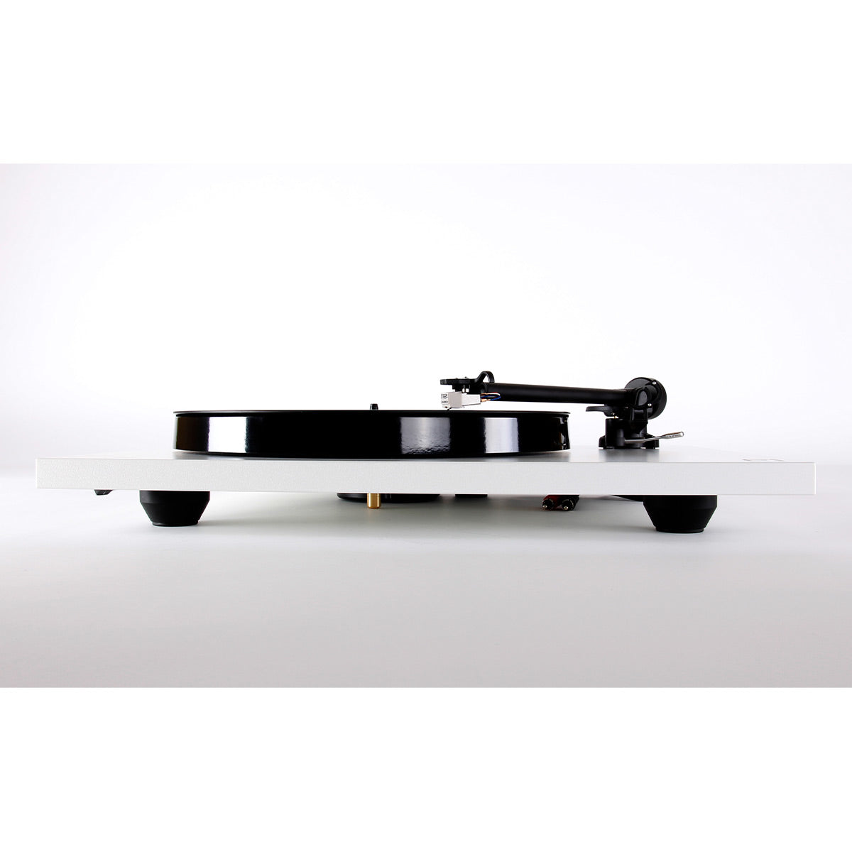 RegaPlanar 1 Turntable with Premounted Carbon MM Cartridge (Matte White)