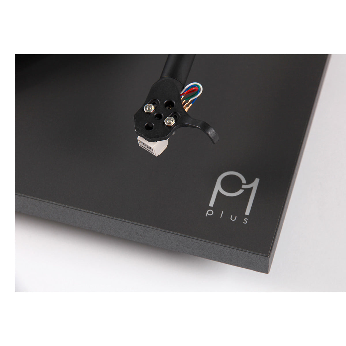 RegaPlanar 1 Plus Turntable with Premounted Carbon MM Cartridge (Matte Black)