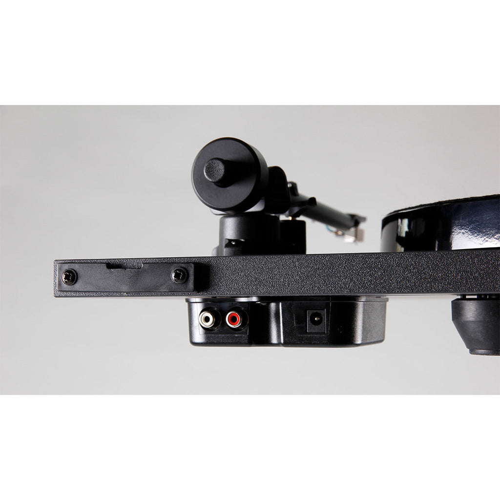RegaPlanar 1 Plus Turntable with Premounted Carbon MM Cartridge (Matte Black)