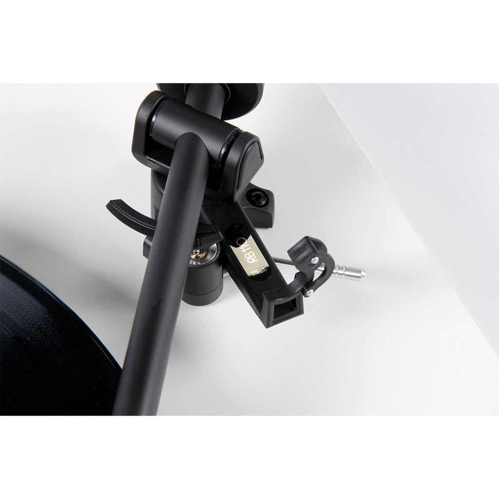 RegaPlanar 1 Plus Turntable with Premounted Carbon MM Cartridge (Matte White)