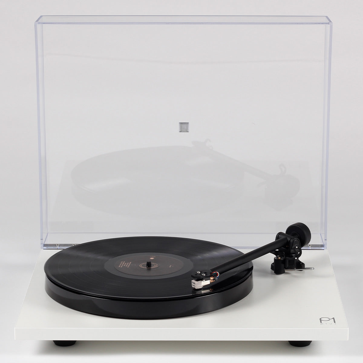 RegaPlanar 1 Plus Turntable with Premounted Carbon MM Cartridge (Matte White)