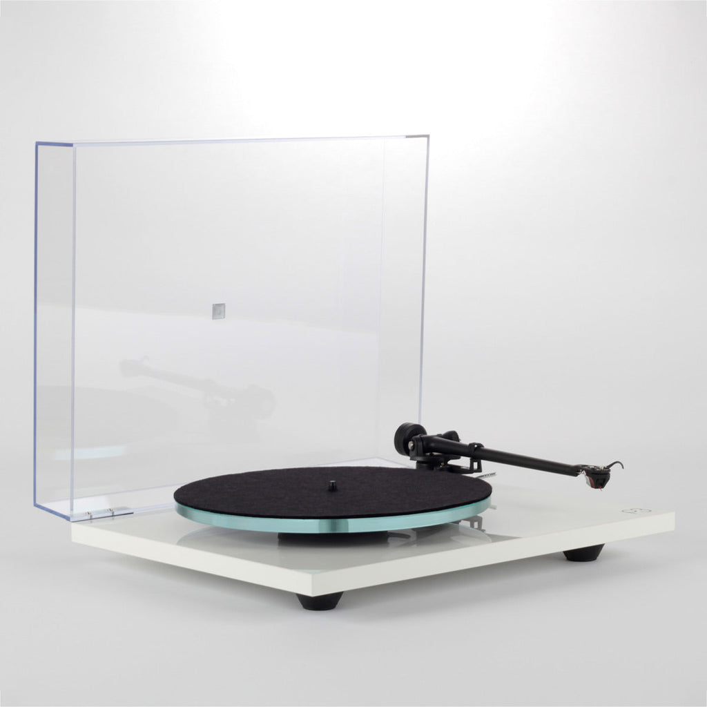 RegaPlanar 3 Turntable with Nd3 MM Phono Cartridge (Matt White)