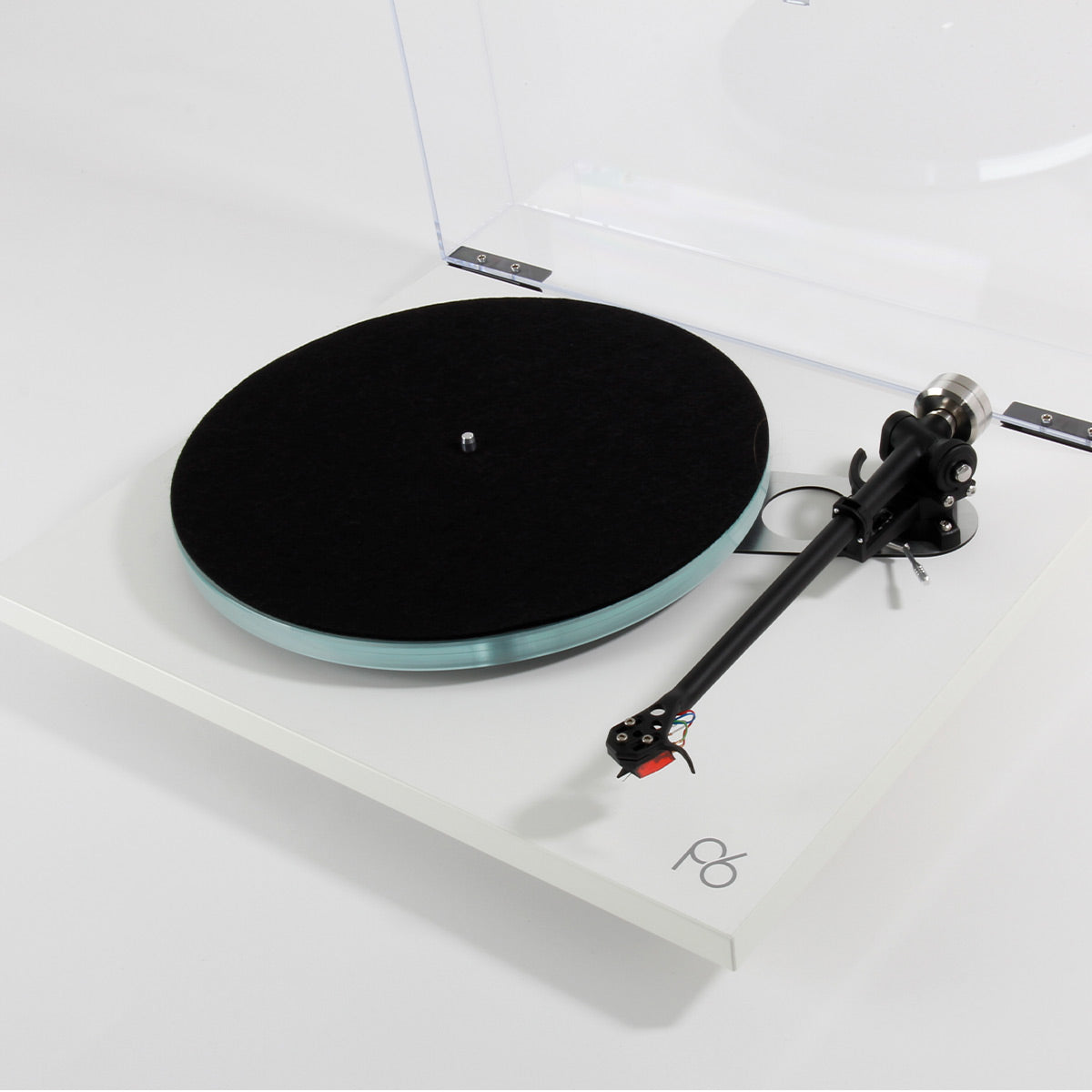 RegaPlanar 6 Turntable with Ania Pro MC Cartridge