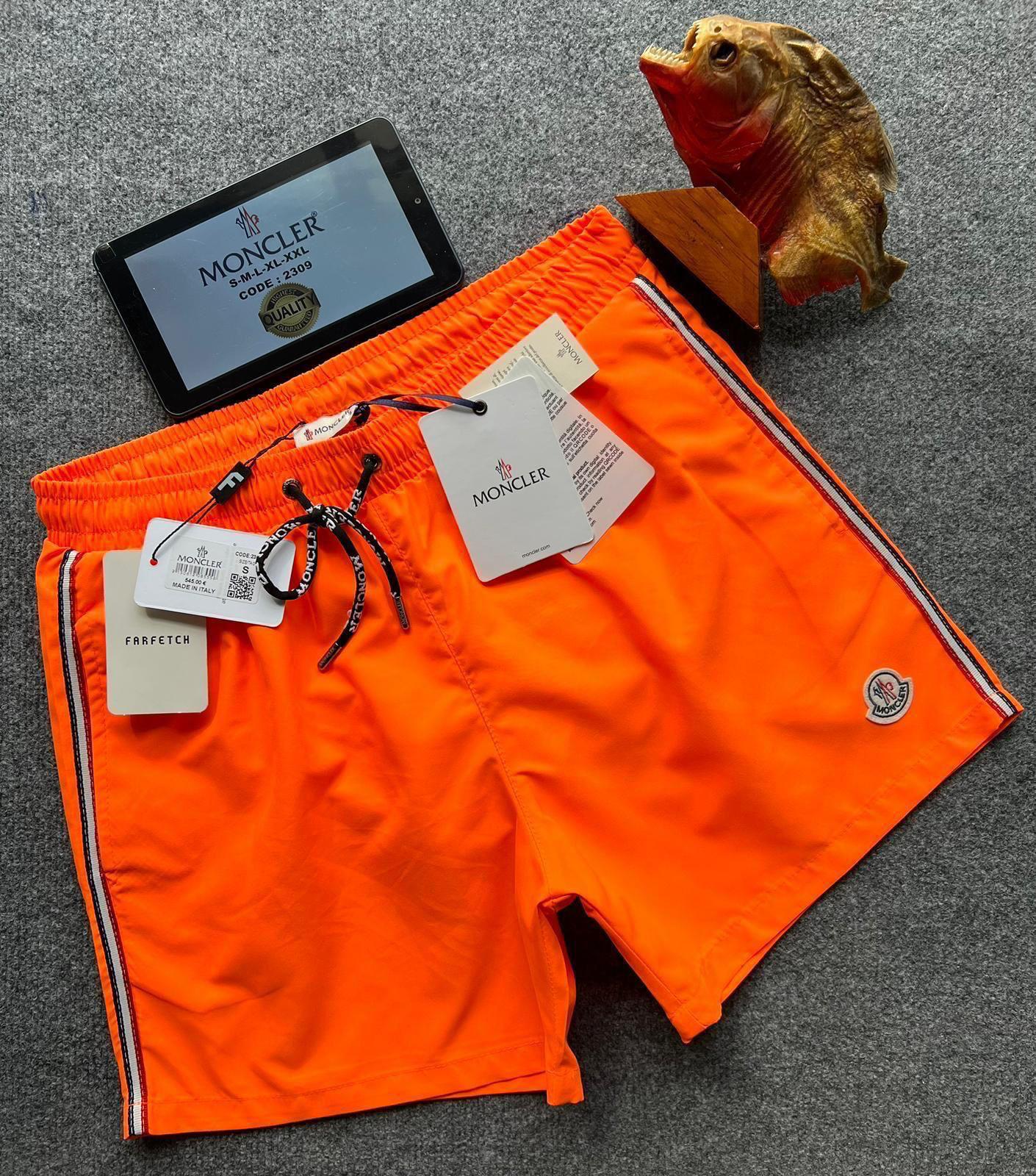 COSTUME MONCLER