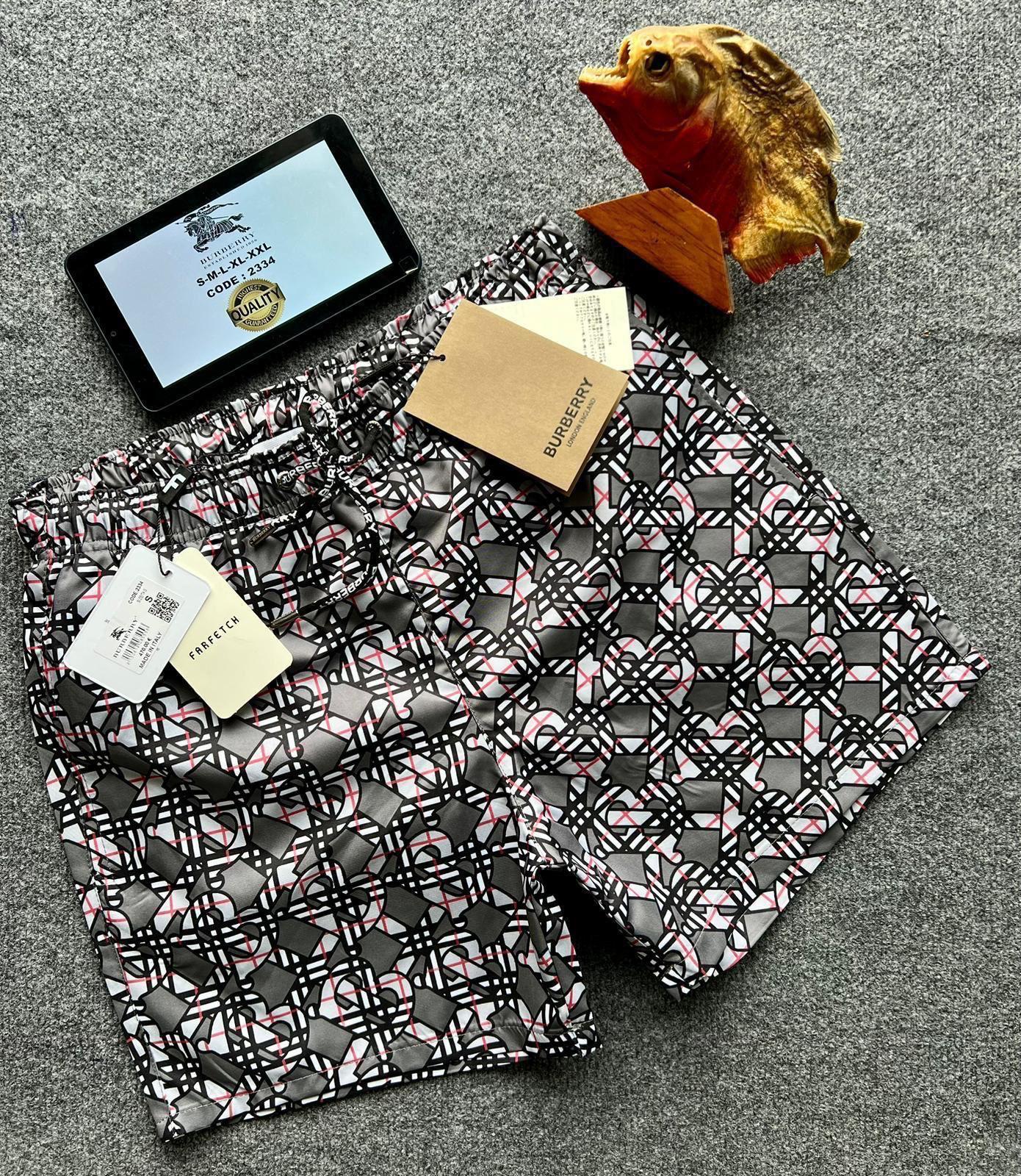 COSTUME BURBERRY